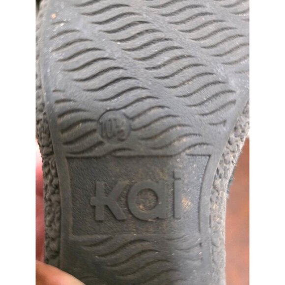 Kai Kids Black & Yellow Leather Sneakers Lace-Up Details Size 10.5 - Picture 8 of 9